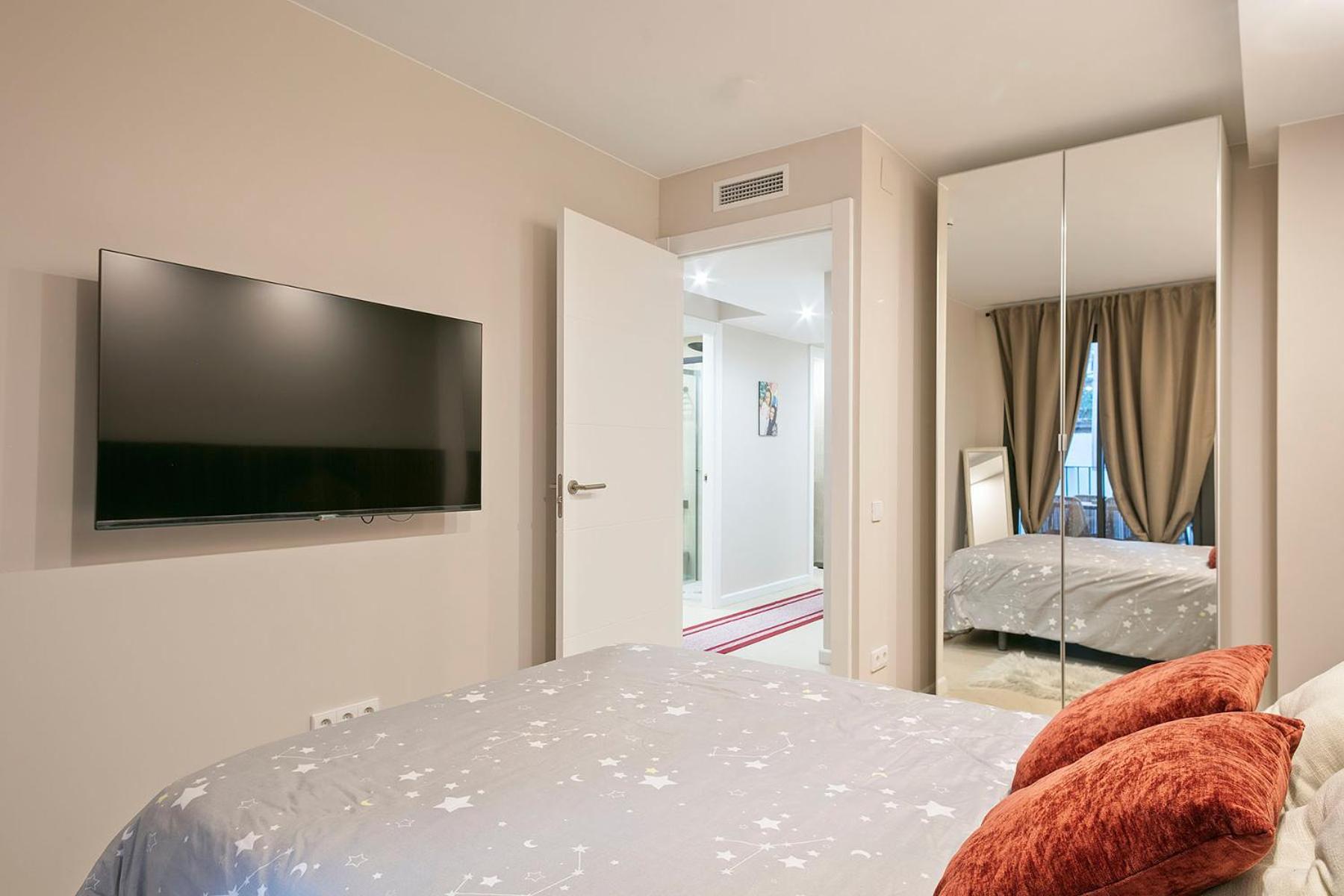 Your Home - Camp Nou Apartment L'Hospitalet de Llobregat Exterior photo